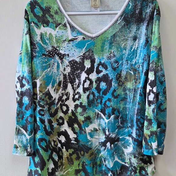 Large 3/4 sleeve Jess & Jane top - Picture 7 of 8